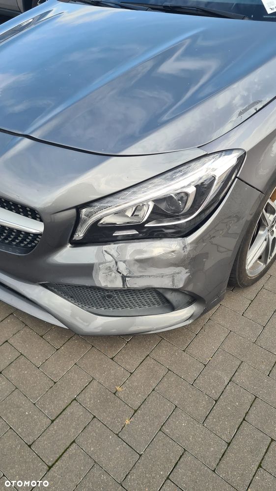 Mercedes-Benz CLA 250 4Matic 7G-DCT Sport - 11