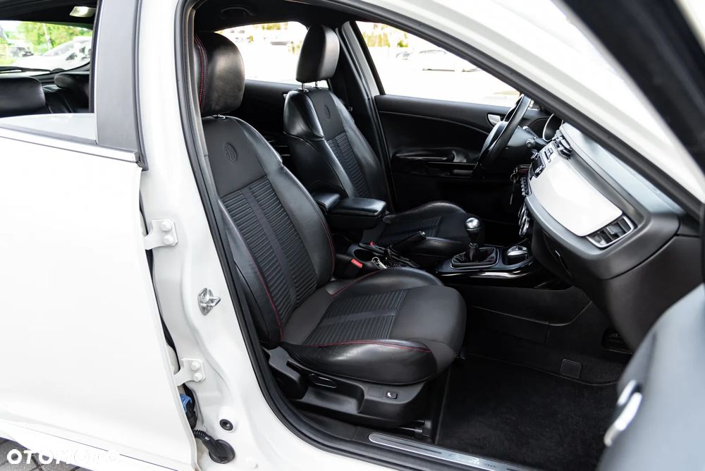 Alfa Romeo Giulietta 1.4 TB 16V Multiair - 6