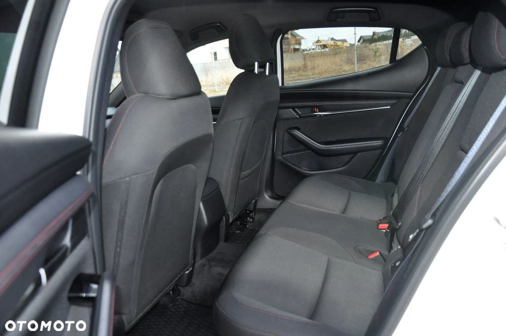 Mazda 3 e-SKYACTIV-G 2.0 M HYBRID 150 HOMURA - 31