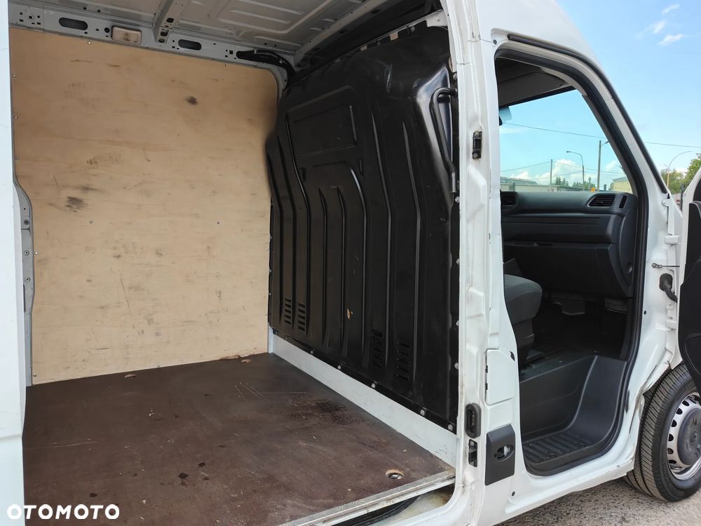 Renault Master - 11