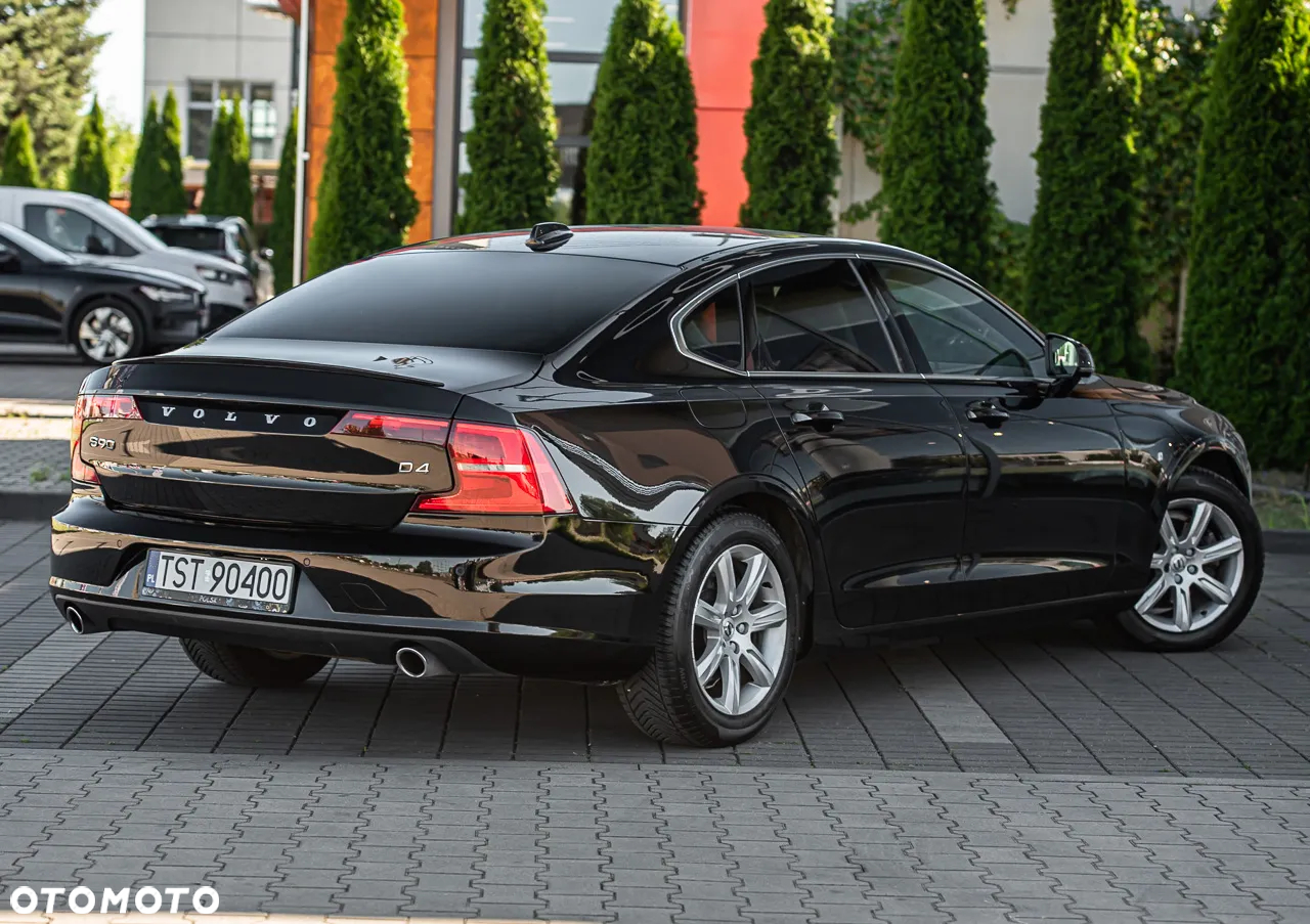 Volvo S90 - 13