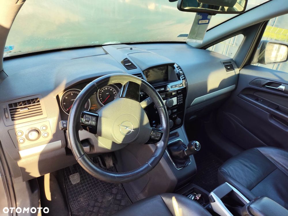 Opel Zafira 1.7 CDTI Cosmo EU5 - 7