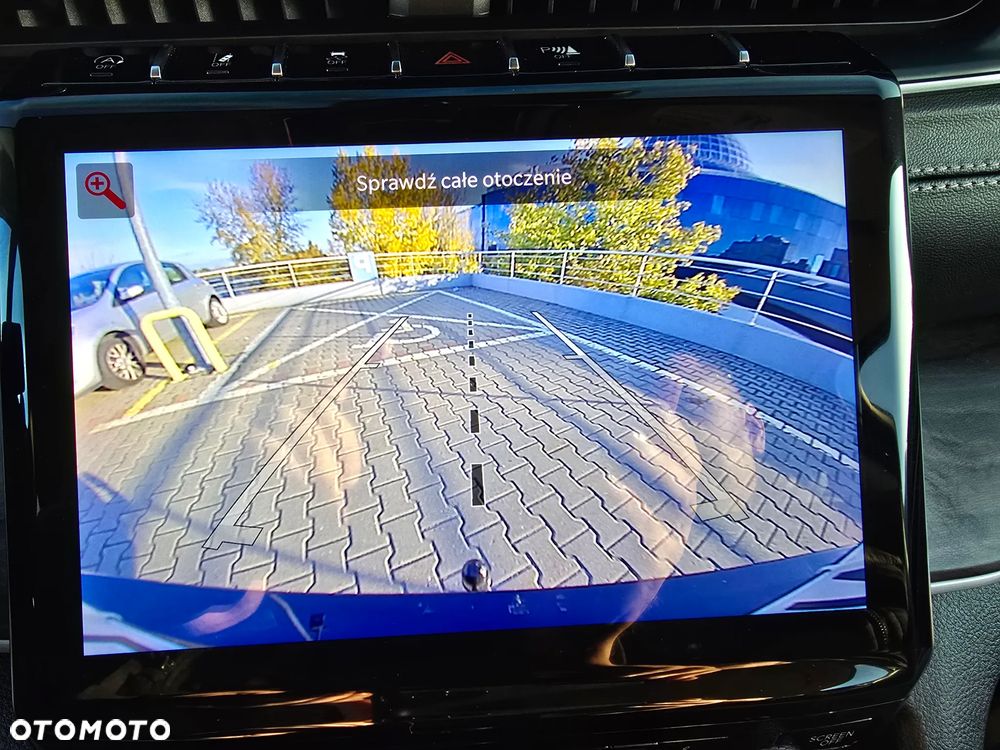 Jeep Grand Cherokee - 36