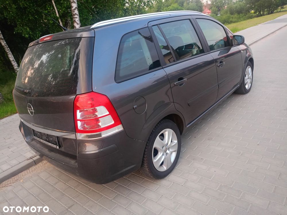 Opel Zafira 1.8 Enjoy - 4