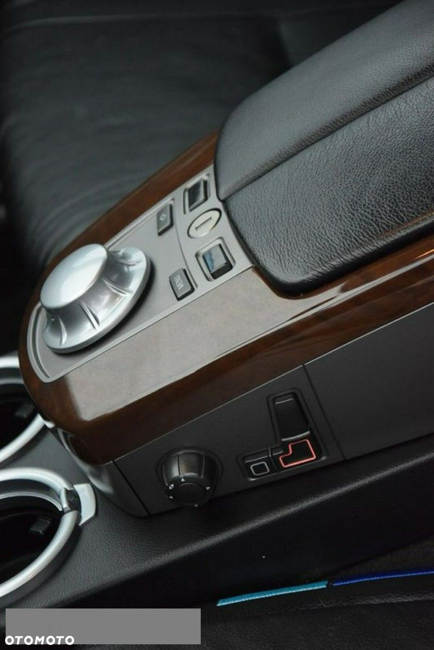BMW Seria 7 - 30
