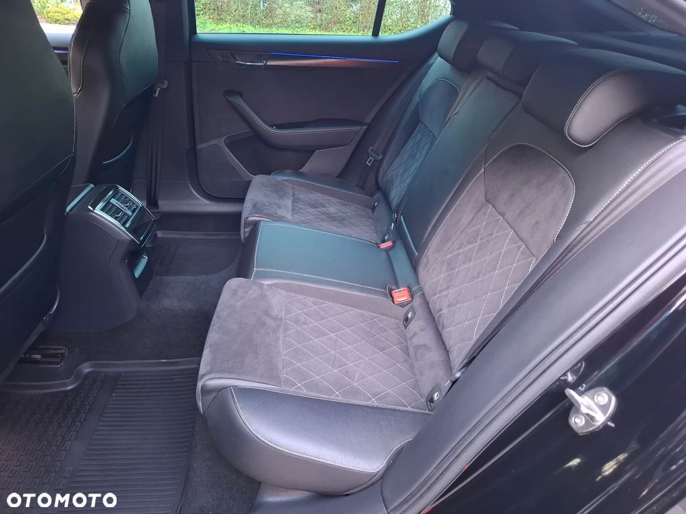 Skoda Superb 2.0 TSI 4x4 Sportline DSG - 35