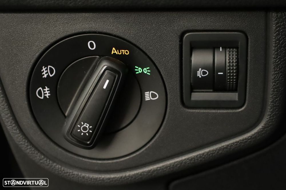 VW Polo 1.0 TSI Urban DSG - 18