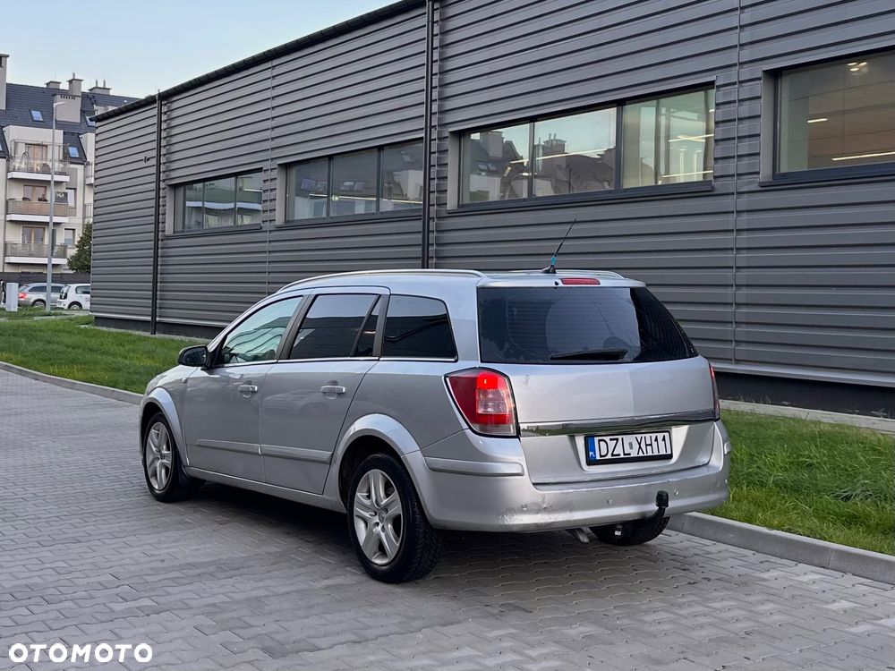 Opel Astra 1.9 CDTI Enjoy - 3