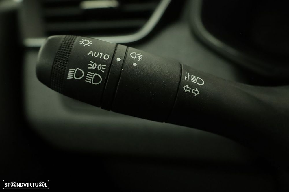 Renault Clio 1.0 TCe Evolution - 16