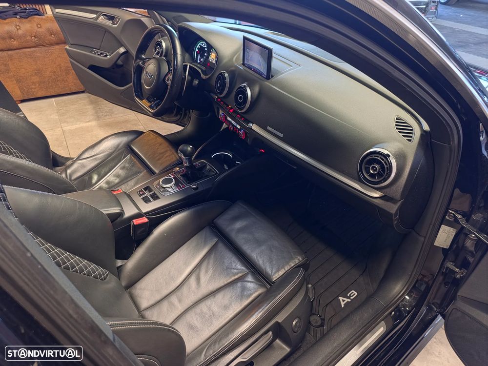 Audi A3 Sportback 1.4 TFSI S line Sport Pack - 44