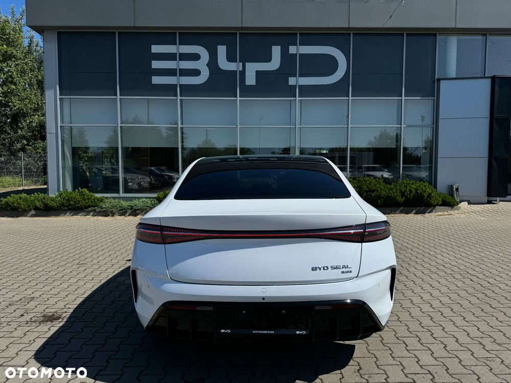 BYD Seal - 7