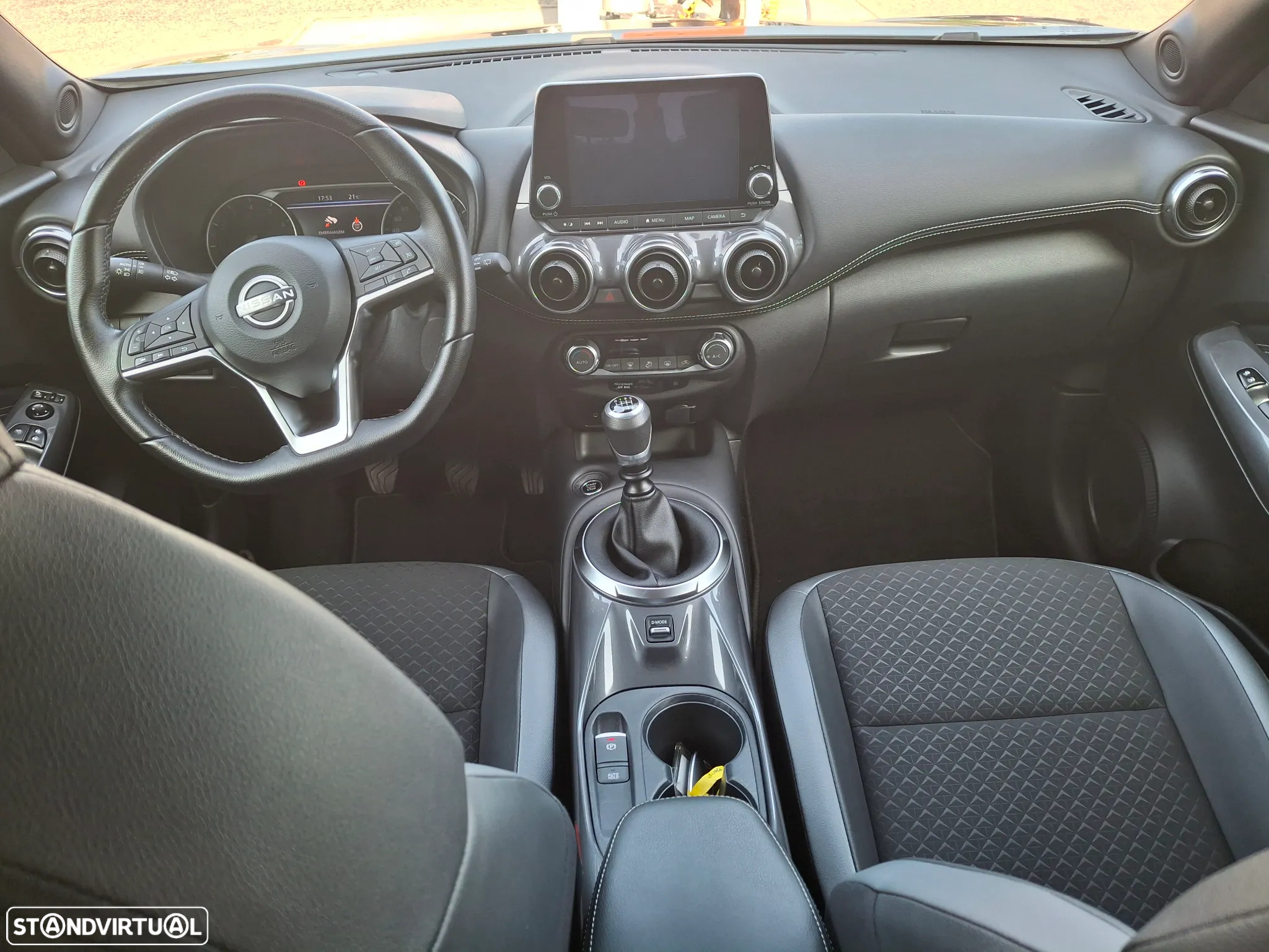 Nissan Juke 1.0 DIG-T N-Connecta NAV. - 11