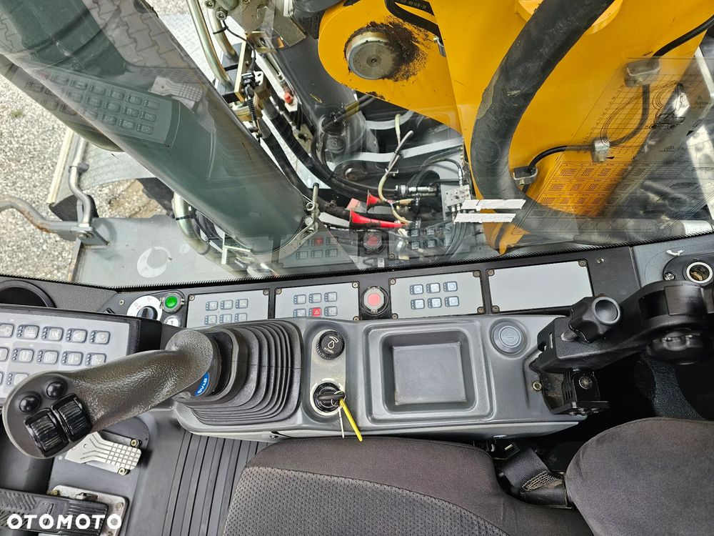 Liebherr A 916 - 34