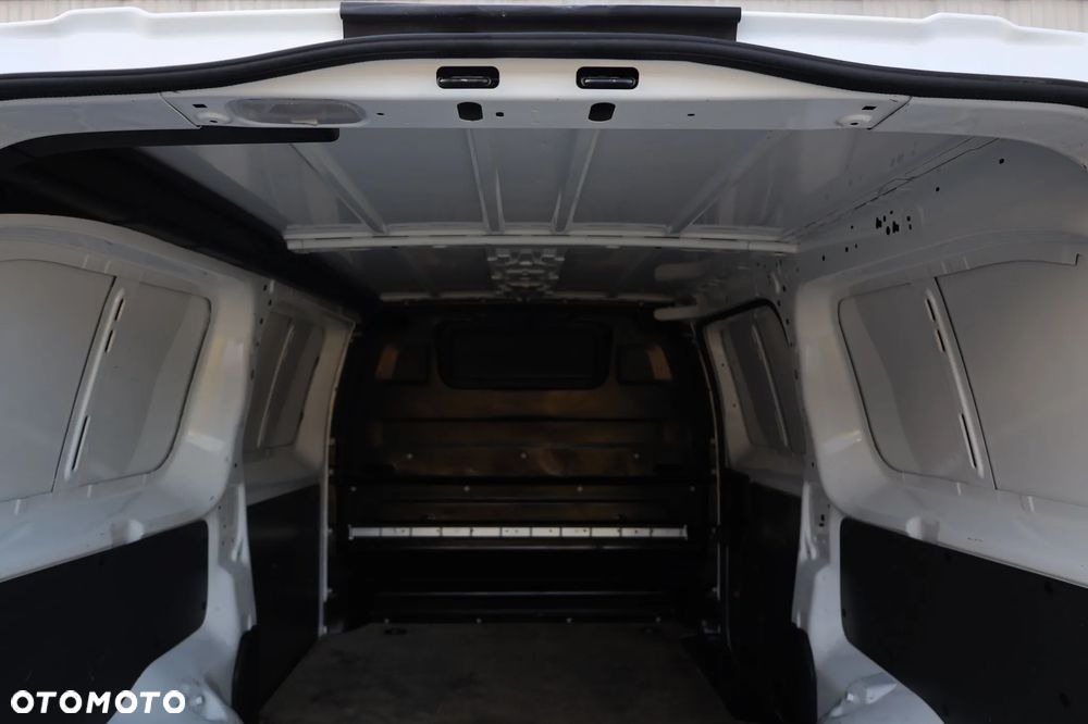 Opel Vivaro - 33