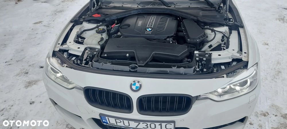 BMW Seria 3 325d Sport-Aut - 16