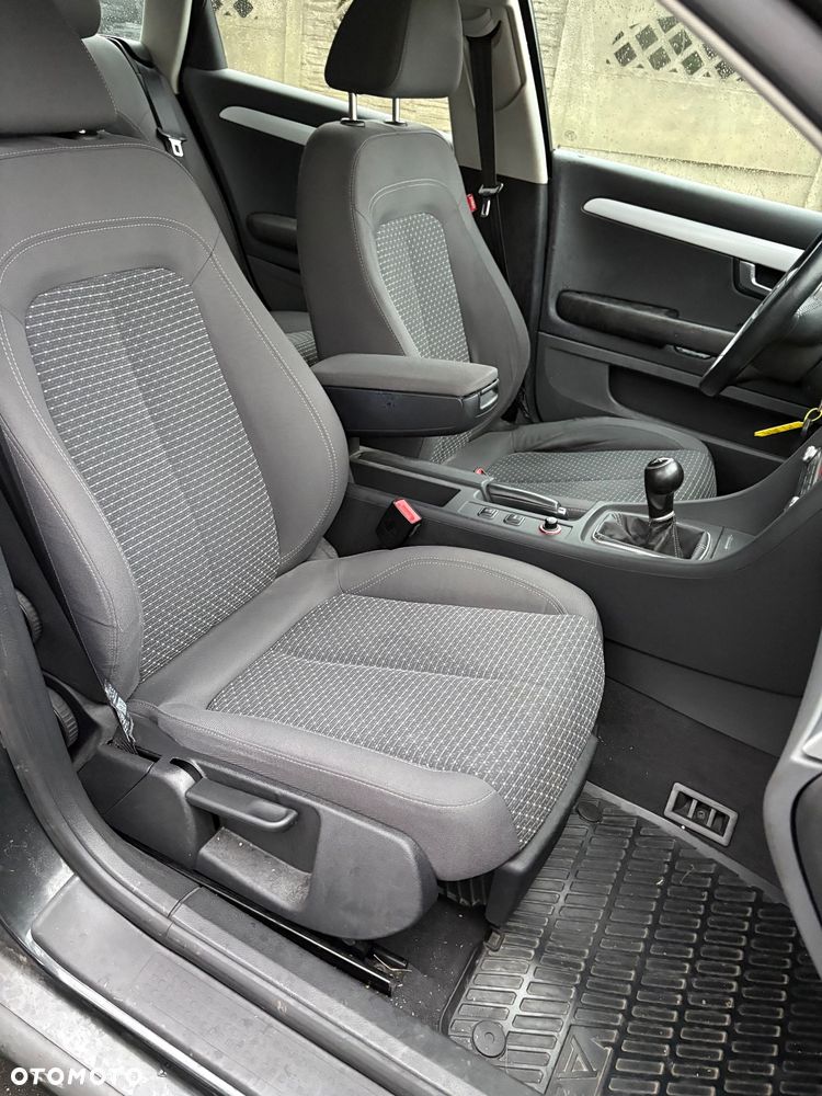 Seat Exeo 2.0 TDI DPF Style - 12