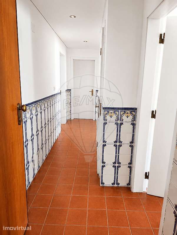Apartamento T2 para arrendamento - Grande imagem: 2/23