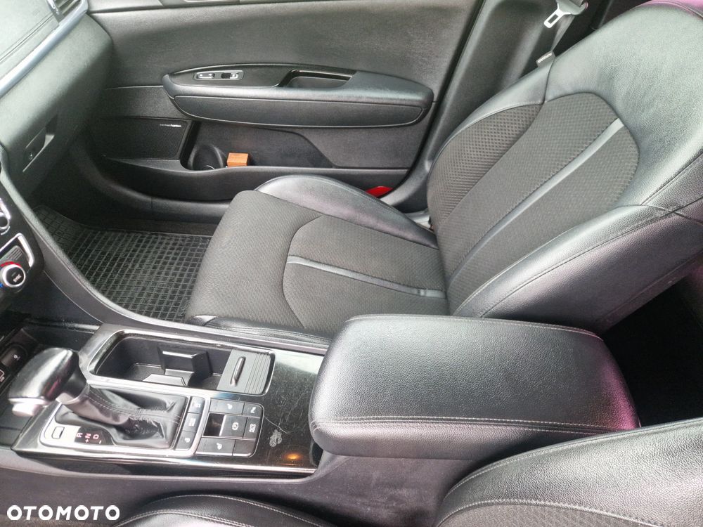 Kia Optima - 9