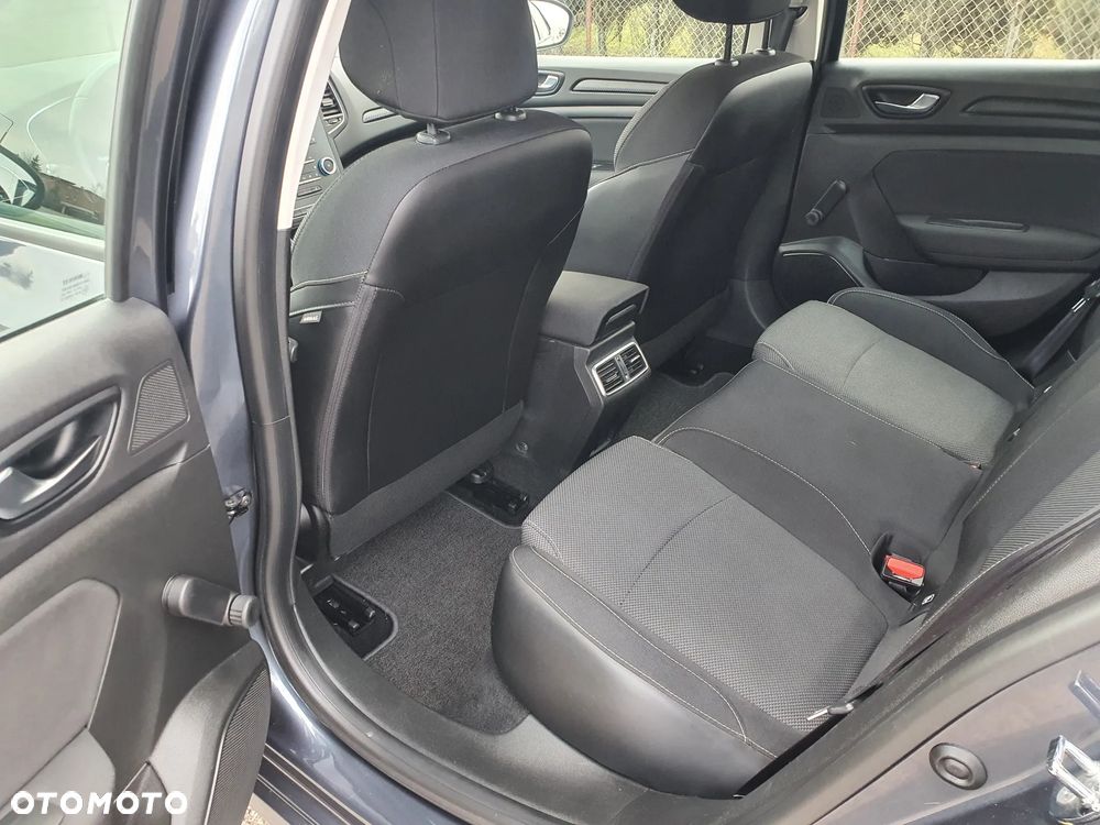 Renault Megane ENERGY TCe 100 LIMITED - 10