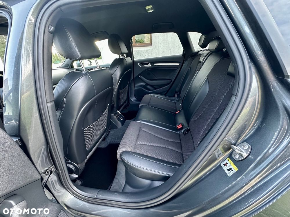 Audi A3 Sportback 2.0 TDI (clean diesel) S tronic S line Sportpaket - 15