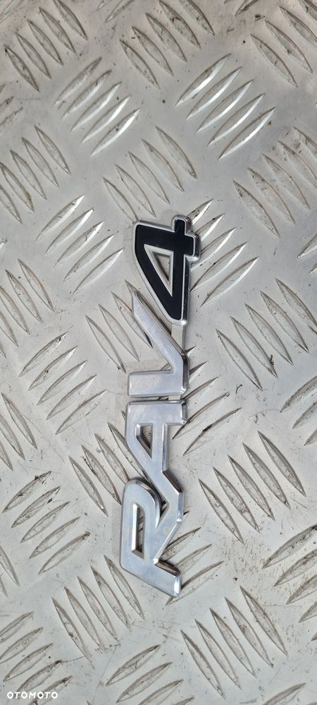 Toyota Rav4 II Emblemat Klapy - 2