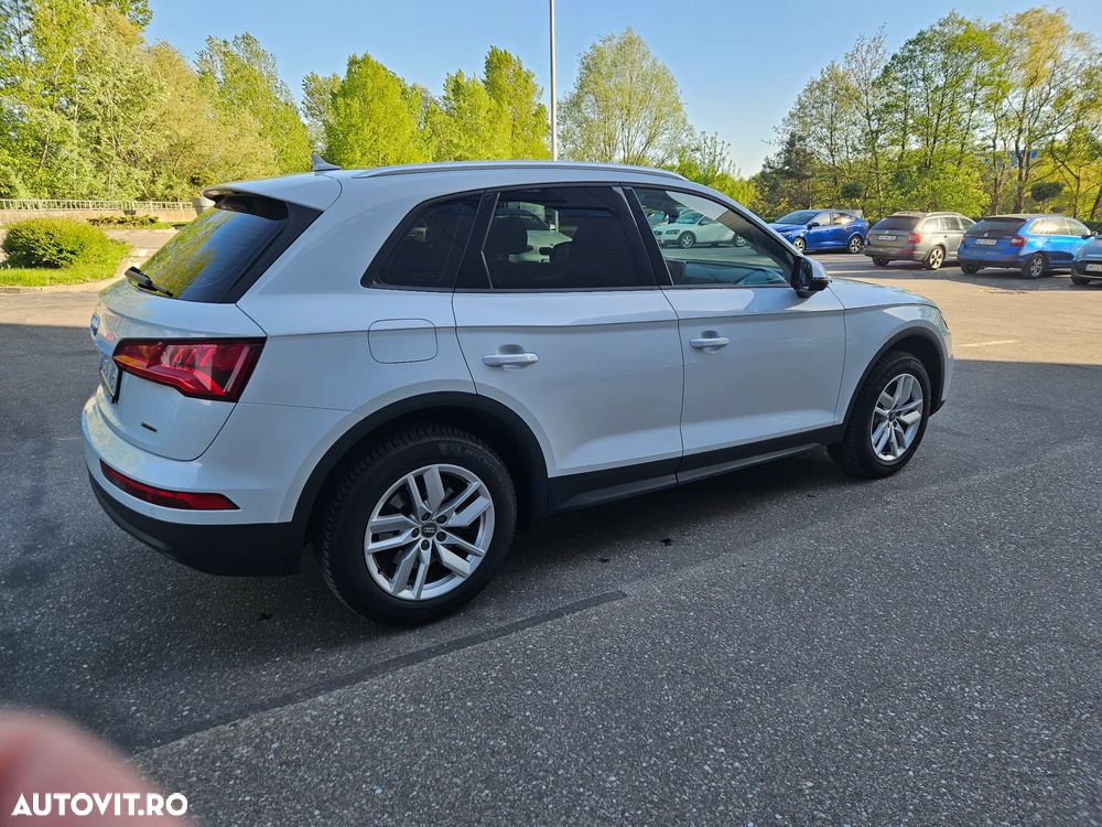 Audi Q5 2.0 40 TDI quattro S tronic Design - 14