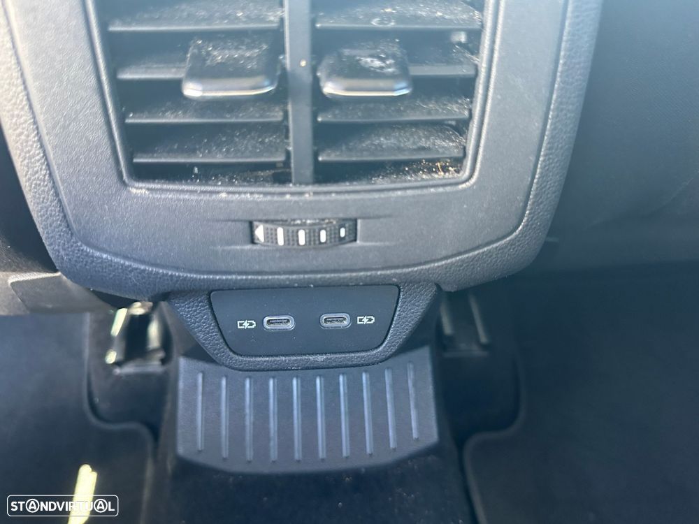 VW T-Roc 1.0 TSI Urban - 12