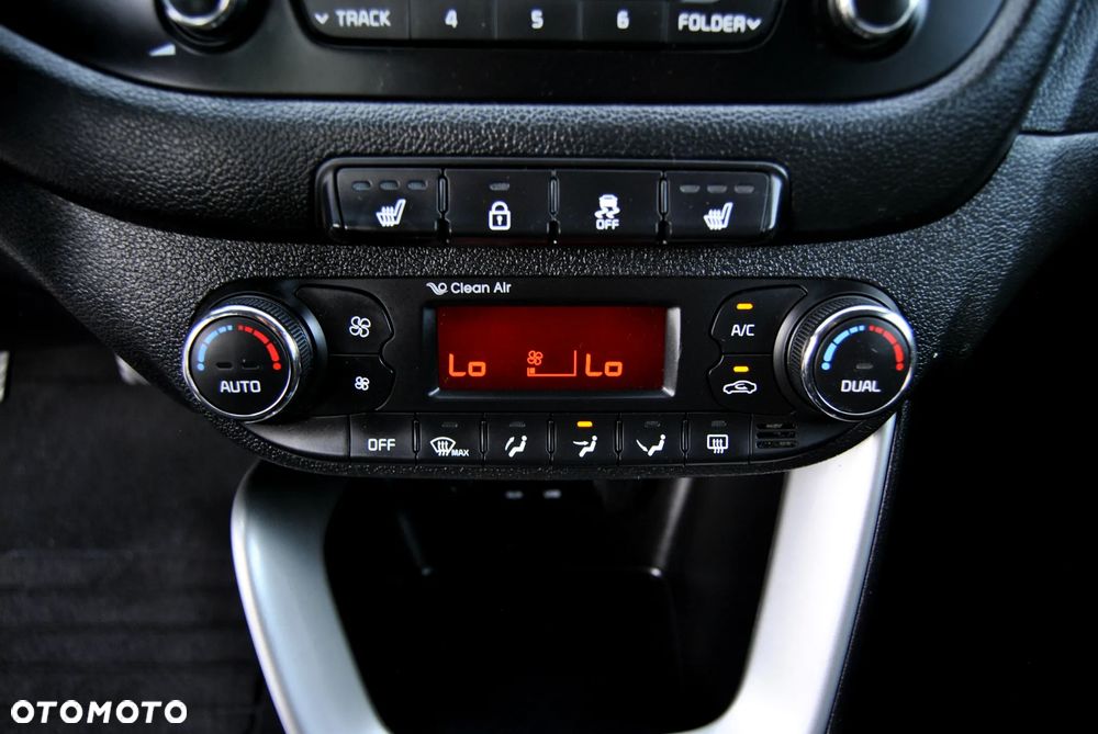 Kia Ceed 1.6 GDI Fifa World Cup Edition - 35