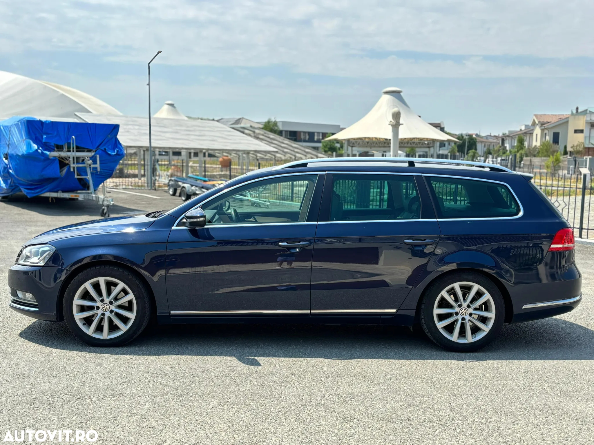 Volkswagen Passat Variant 2.0 TDI BlueMotion Technology Highline DSG - 3
