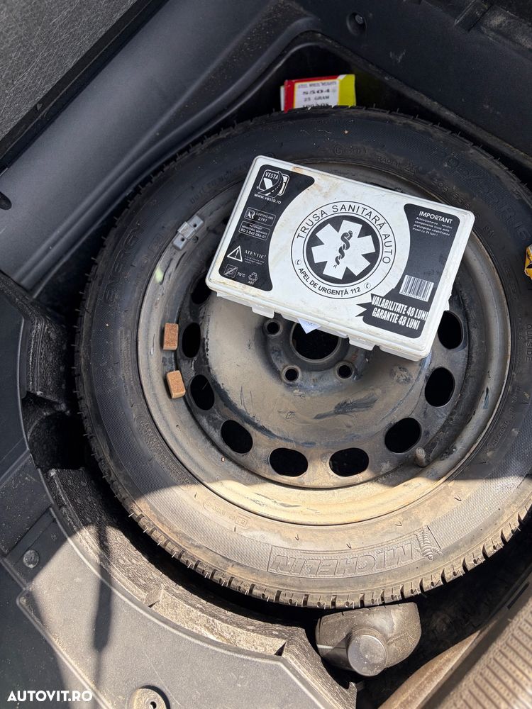 Volkswagen Passat 2.0 TDI BlueMotion Technology DSG Highline - 26