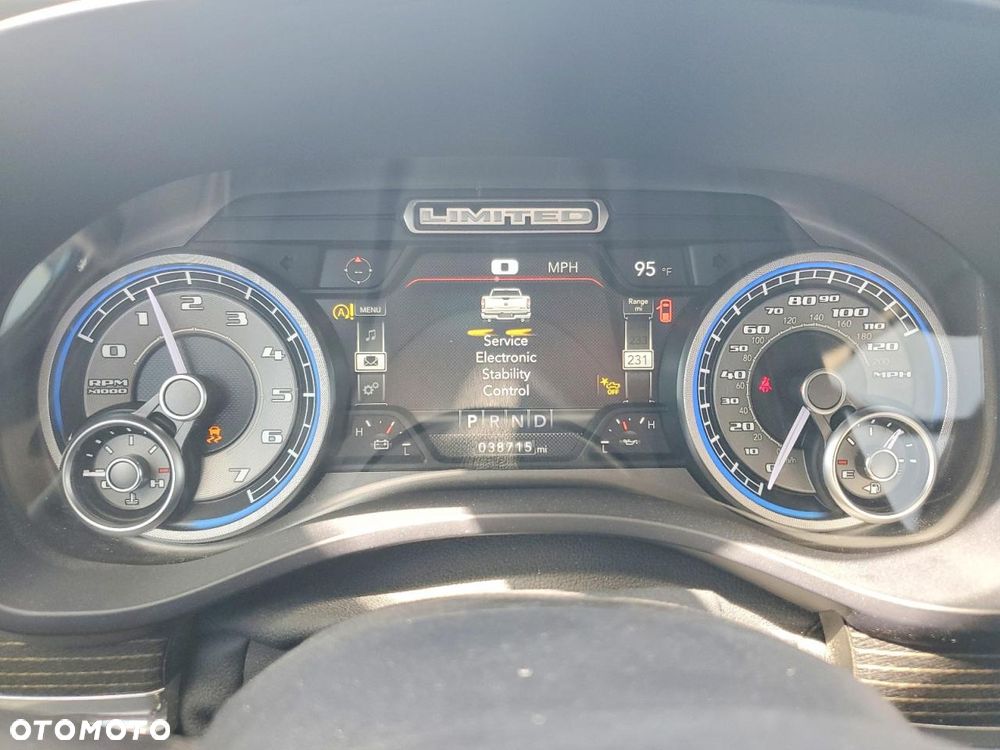 RAM 1500 5.7 Crew Cab Limited - 10