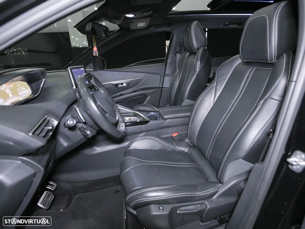 Peugeot 5008 - 8