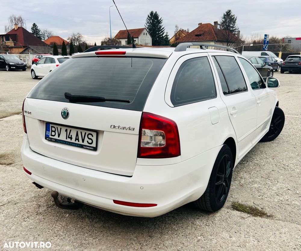 Skoda Octavia Combi 1.6 TDI DPF 4x4 Ambition - 4