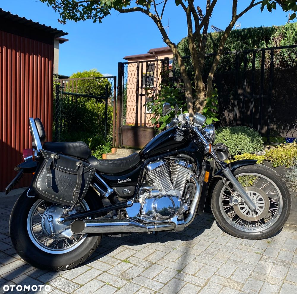 Suzuki VS - 2