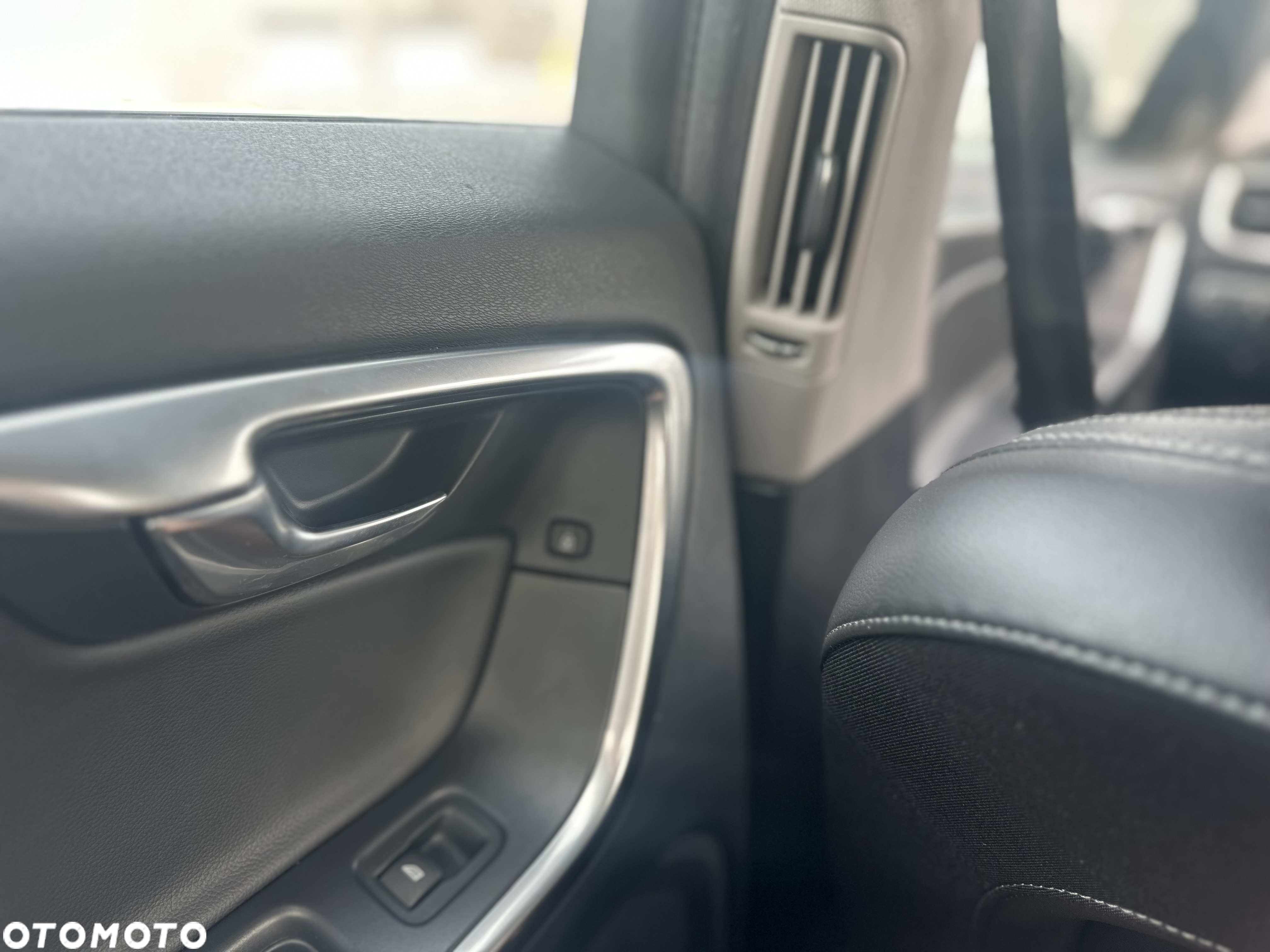 Volvo S60 - 18