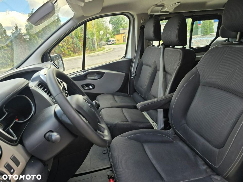 Renault Trafic - 19