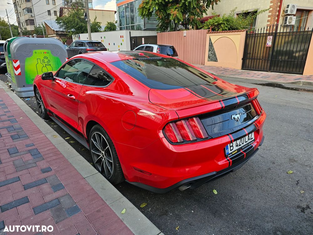 Ford Mustang 2.3 EcoBoost Aut. - 5