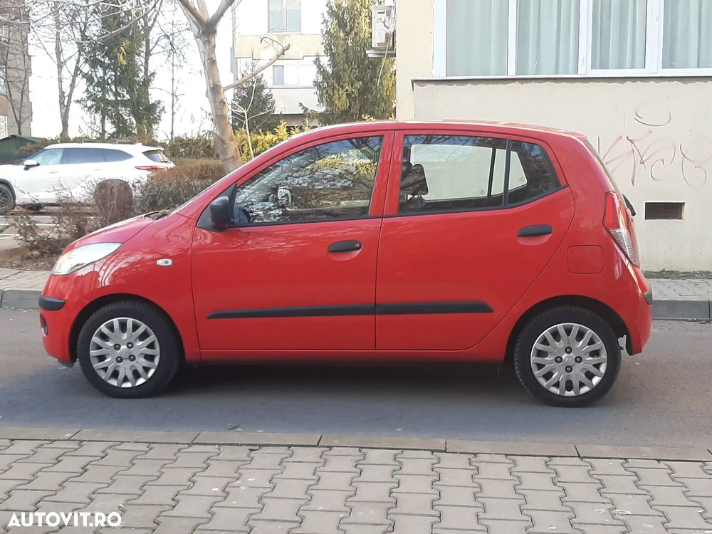 Hyundai i10 1.1 FIFA WM Edition - 17