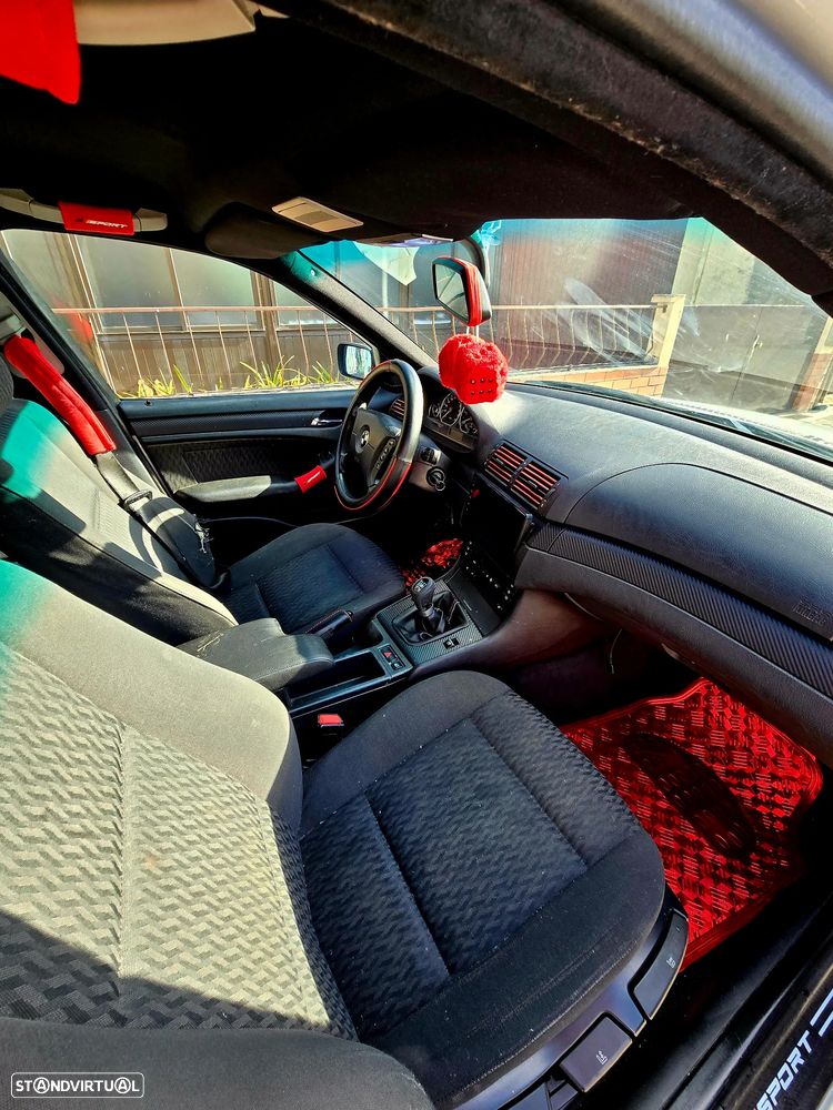 BMW 320 d Touring - 10