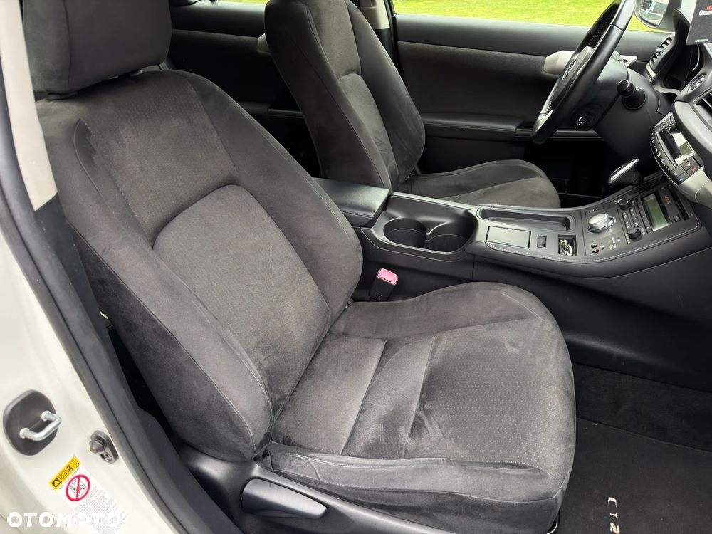Lexus CT 200h Comfort - 28