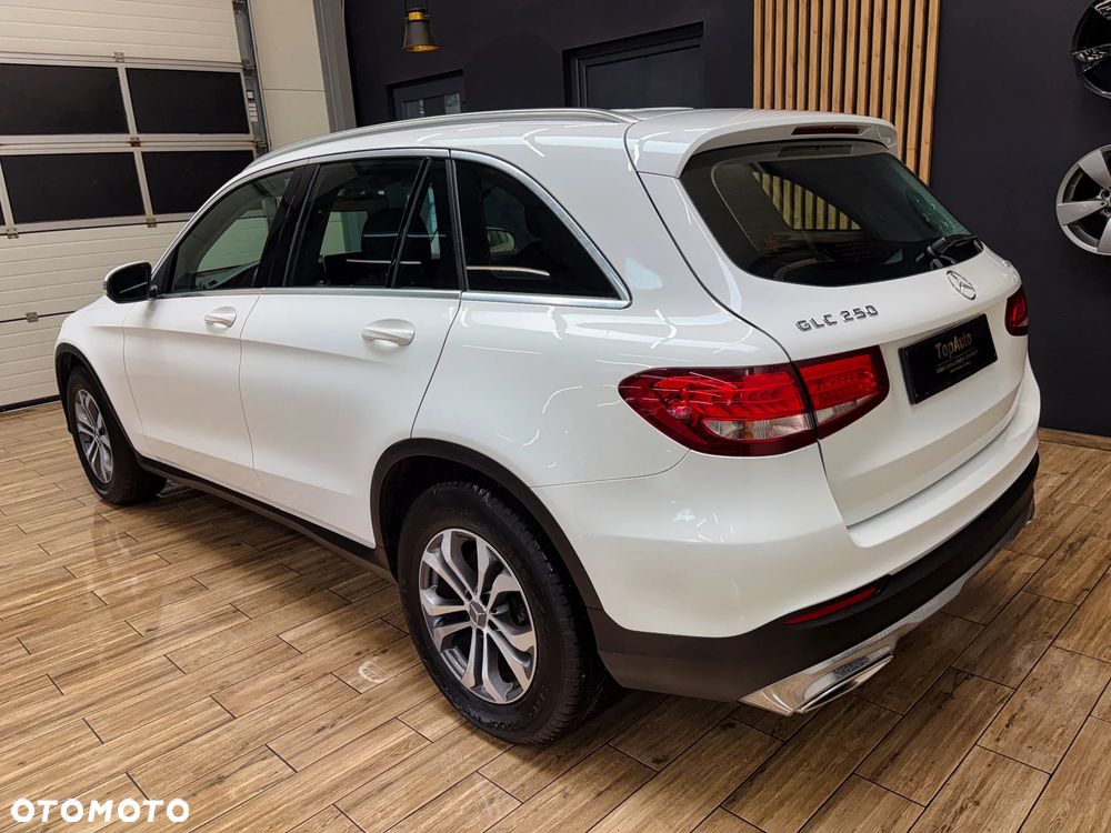 Mercedes-Benz GLC 250 4Matic 9G-TRONIC - 9