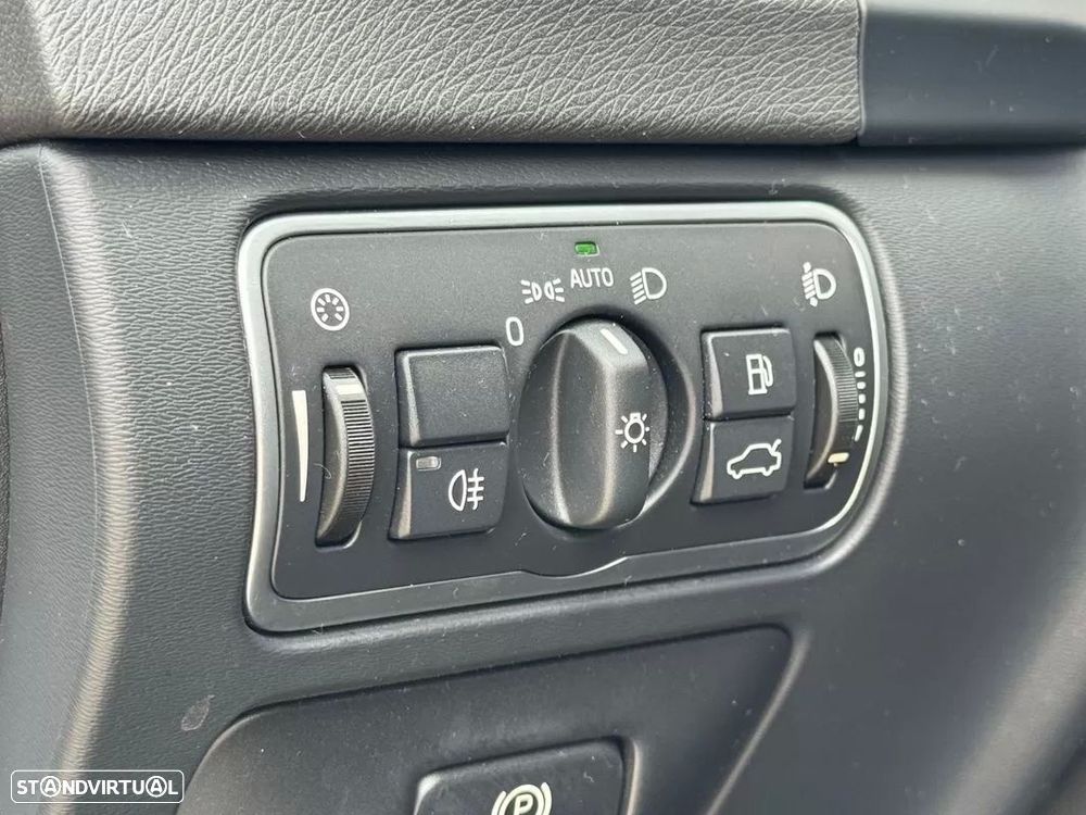 Volvo V60 1.6 D2 Momentum Eco Powershift - 23