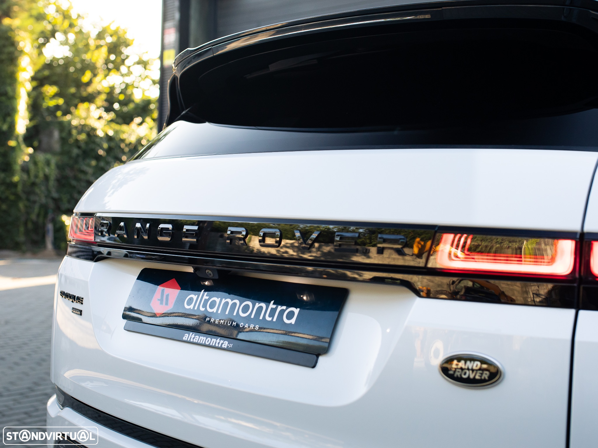 Land Rover Range Rover Evoque 1.5 P300e AWD R-Dynamic Auto - 16
