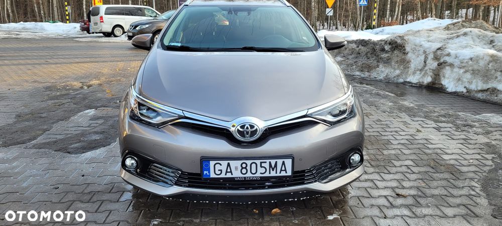 Toyota Auris 1.6 Premium Comfort - 11
