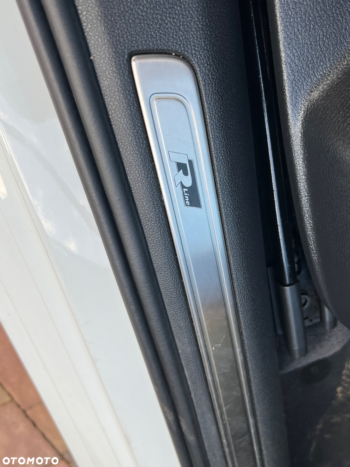 Volkswagen Passat - 16
