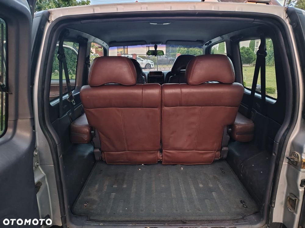 Daewoo Korando DLX - 14