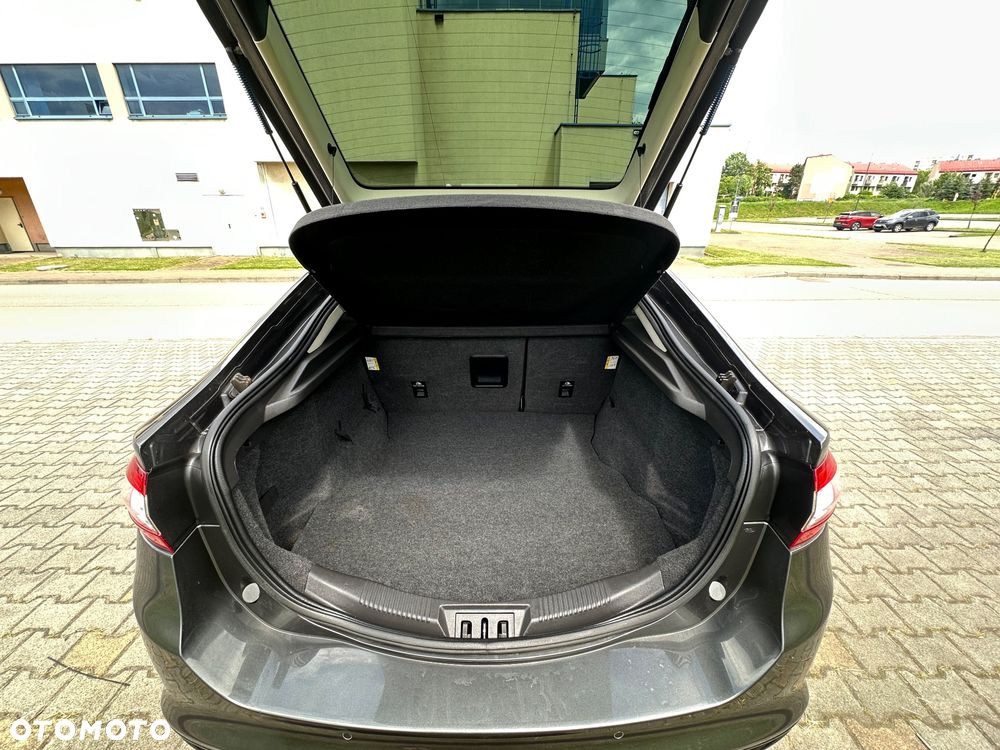 Ford Mondeo 2.0 TDCi Titanium - 25