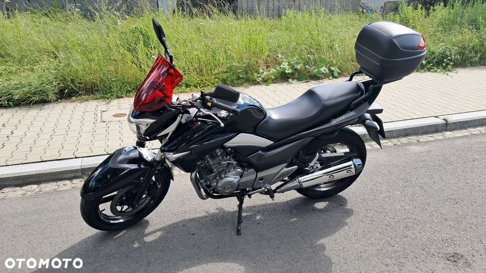 Suzuki GW 250 - 4