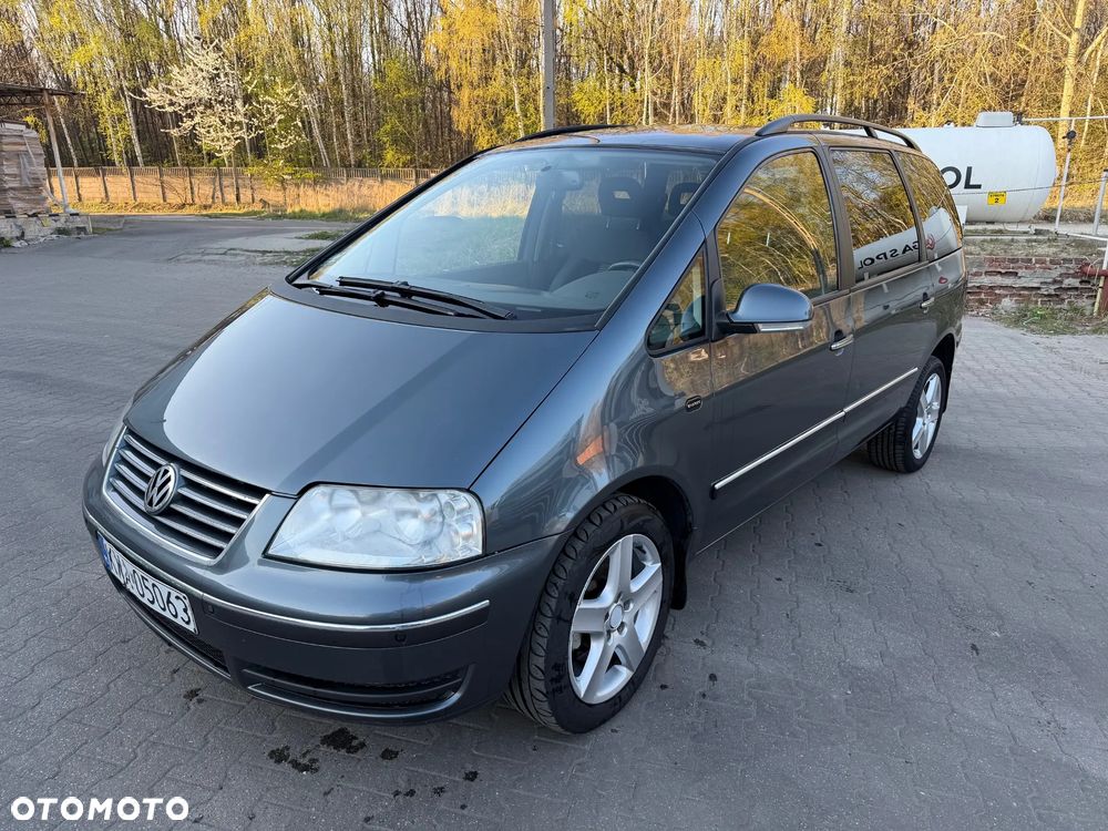 Volkswagen Sharan 1.9 TDI Comfortline Family - 1