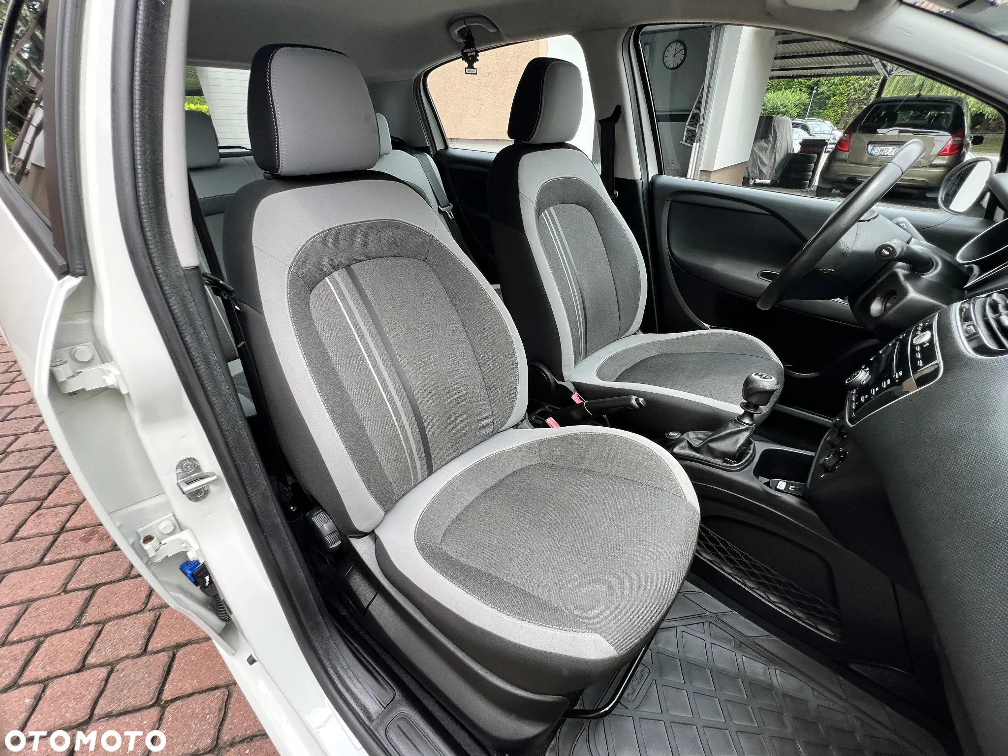 Fiat Punto Evo 1.2 8V Estiva - 28